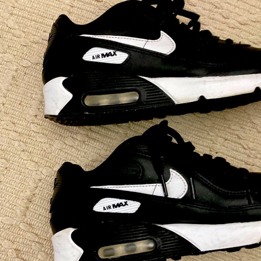 Nike Max Air in great condition. Rarely worn outdoors